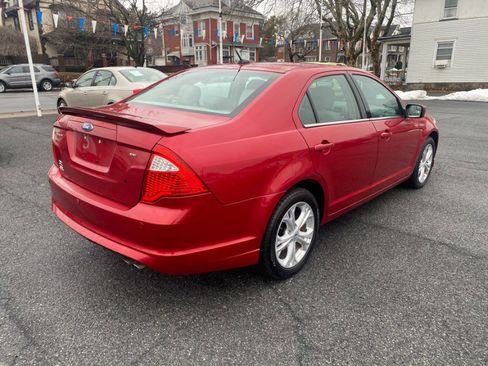 Used 2012 Ford Fusion SE image 5