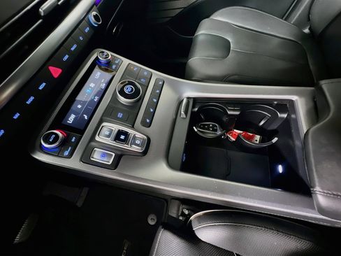 Used 2024 Hyundai Palisade Calligraphy FWD image 25