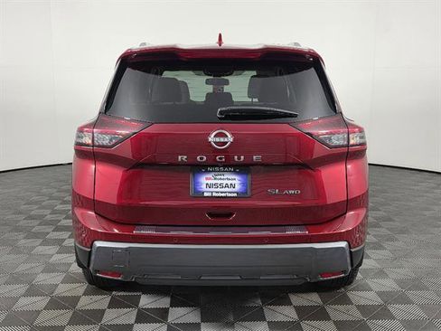 Used 2024 Nissan Rogue SL w/ SL Premium Package AWD/4WD image 5