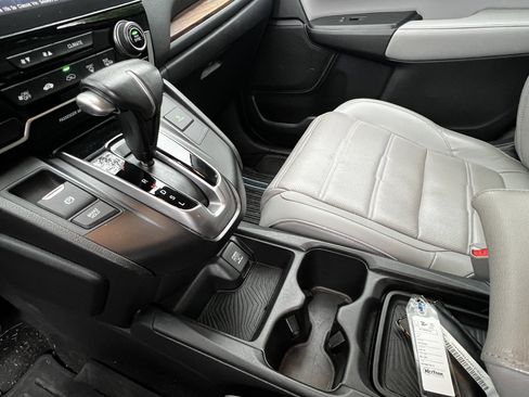 Used 2017 Honda CR-V Touring image 28