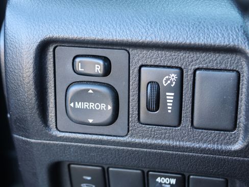 Used 2014 Toyota 4Runner SR5 image 14