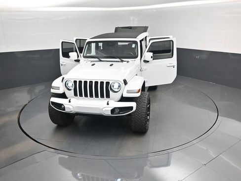 Used 2021 Jeep Wrangler Unlimited Sahara image 53