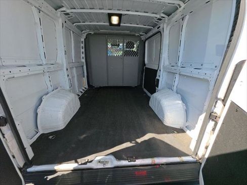 Used 2024 RAM ProMaster 1500 w/ Safety Group FWD image 18