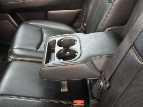 Used 2016 Nissan Pathfinder Platinum AWD/4WD image 32