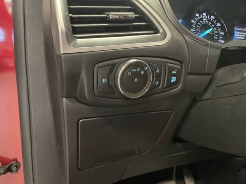 Used 2023 Ford Edge SEL w/ Convenience Package image 21