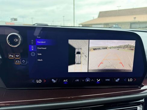 Used 2026 Chevrolet Traverse Z71 w/ Driver Confidence Package image 20