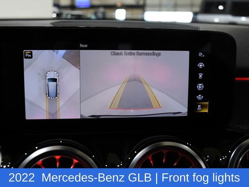 Used 2022 Mercedes-Benz GLB 35 AMG 4MATIC image 17