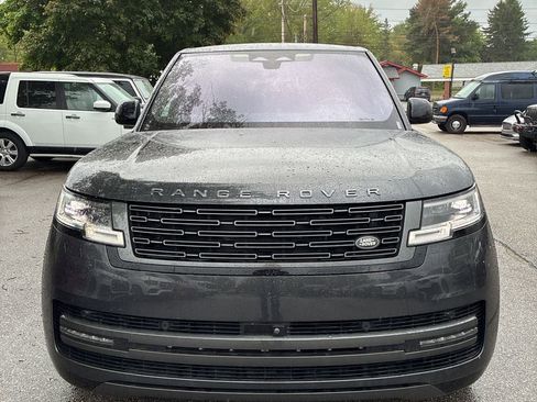 Used 2023 Land Rover Range Rover Long Wheelbase SE AWD/4WD image 2