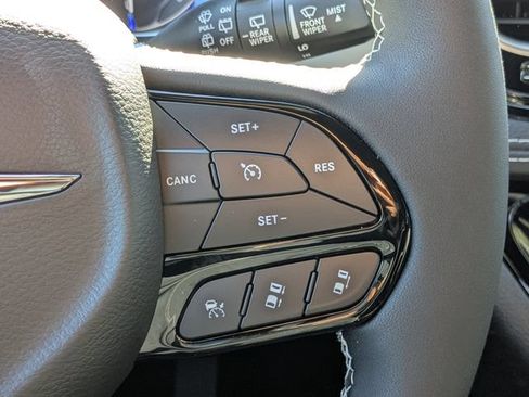 New 2026 Chrysler Pacifica Limited w/ S Appearance Package FWD image 27