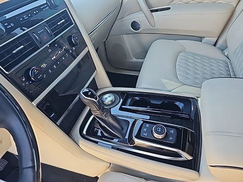 Used 2024 INFINITI QX80 Sensory w/ Cargo Package image 23