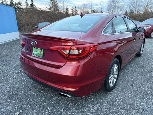 Used 2015 Hyundai Sonata SE image 3