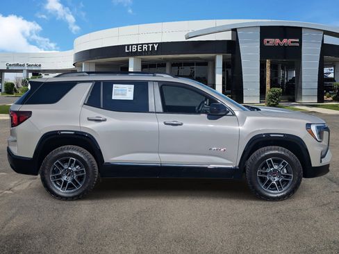 Used 2026 GMC Terrain AT4 image 2