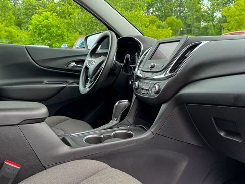 Used 2020 Chevrolet Equinox LT AWD/4WD image 12