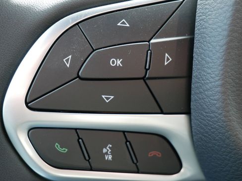 New 2026 Chrysler Pacifica Select image 15