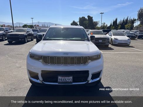 Used 2022 Jeep Grand Cherokee L Limited image 9