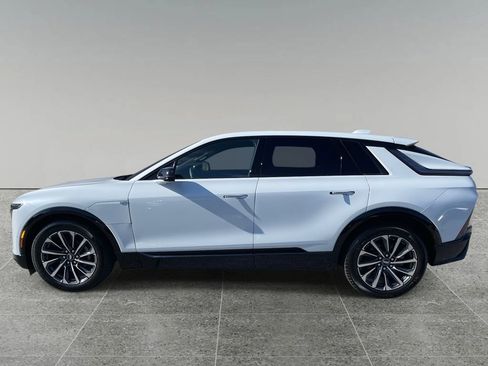 New 2026 Cadillac Lyriq Sport image 2