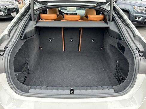 Used 2023 BMW 430i Gran Coupe w/ M Sport Package image 9