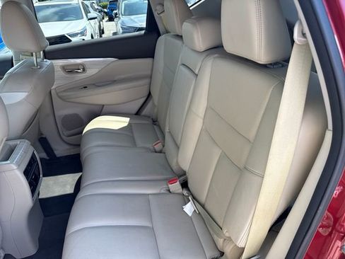Used 2016 Nissan Murano Platinum w/ Platinum Technology Package AWD/4WD image 13