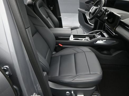 New 2025 Lincoln Nautilus Premier w/ Equipment Group 102A image 35