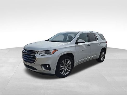 Used 2020 Chevrolet Traverse High Country w/ LPO, Floor Liner Package image 7