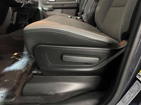 Used 2021 RAM 1500 Big Horn AWD/4WD image 18