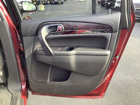 Used 2017 Buick Enclave Leather w/ Trailering Package image 37