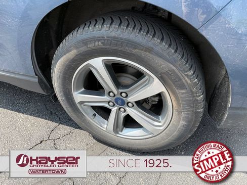 Used 2019 Ford Edge SEL w/ Equipment Group 201A AWD/4WD image 7
