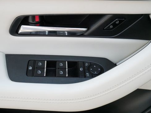 Used 2024 MAZDA CX-90 Plug-In Hybrid w/ Premium Plus AWD/4WD image 19