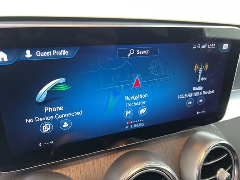 Used 2022 Mercedes-Benz GLC 300 4MATIC image 7