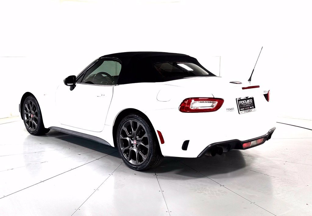 Used 2017 FIAT 124 Spider Abarth RWD image 8