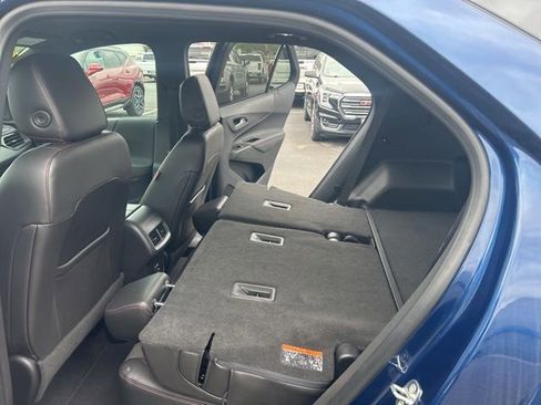 Used 2022 Chevrolet Equinox RS w/ Infotainment Package AWD/4WD image 37