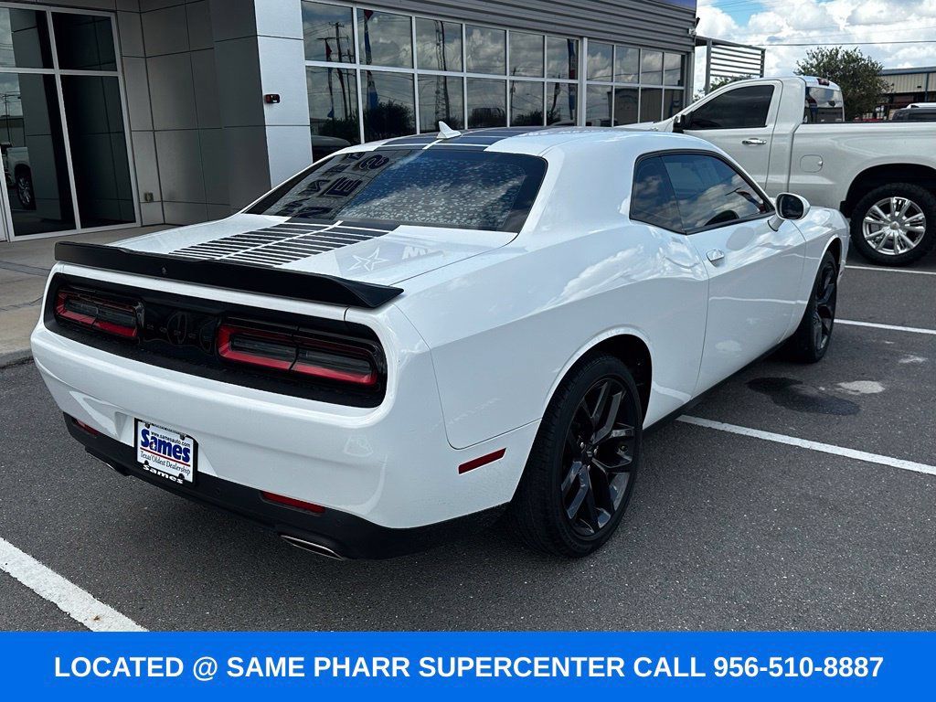 Used 2022 Dodge Challenger SXT w/ Plus Package RWD image 13