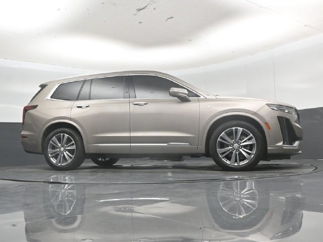 Used 2022 Cadillac XT6 Premium Luxury FWD image 53