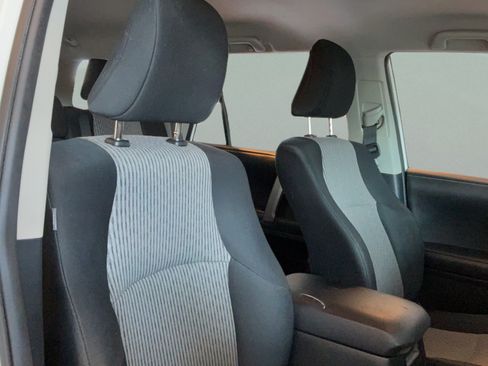 Used 2014 Toyota 4Runner SR5 RWD image 35