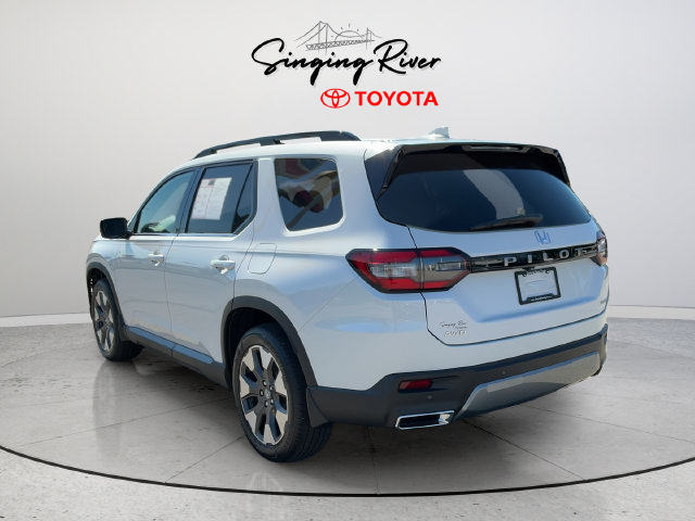 Used 2026 Honda Pilot Touring image 5