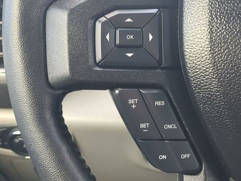 Certified 2017 Ford F150 XLT w/ Equipment Group 301A Mid image 21