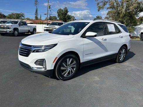 Used 2024 Chevrolet Equinox Premier image 3