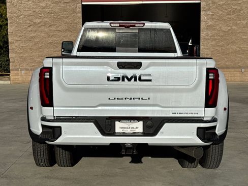 New 2026 GMC Sierra 3500 Denali Ultimate w/ LPO, Black Badging Package image 14