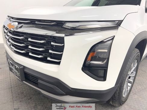 Used 2025 Chevrolet Equinox LT image 10