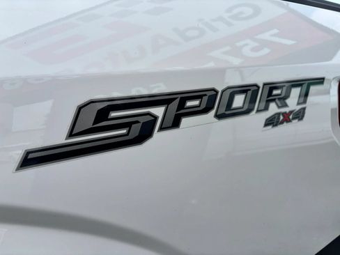 Used 2016 Ford F150 XLT w/ Equipment Group 302A Luxury AWD/4WD image 12
