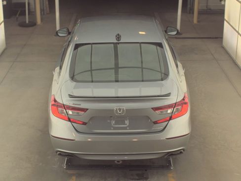 Used 2022 Honda Accord Sport Special Edition image 6
