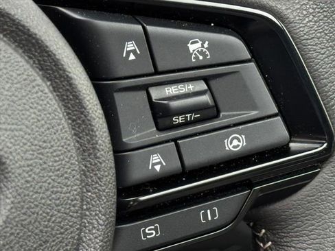 Certified 2025 Subaru Forester Premium image 12