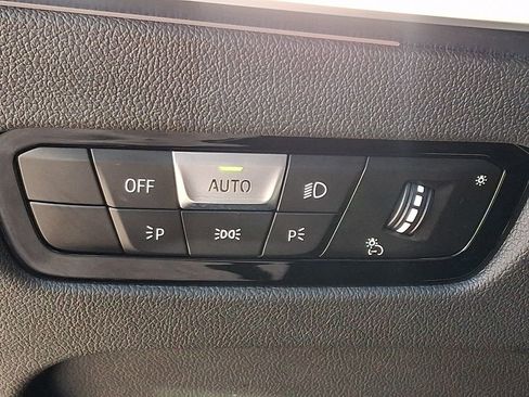 Certified 2023 BMW 330i xDrive Sedan w/ Premium Package AWD/4WD image 28