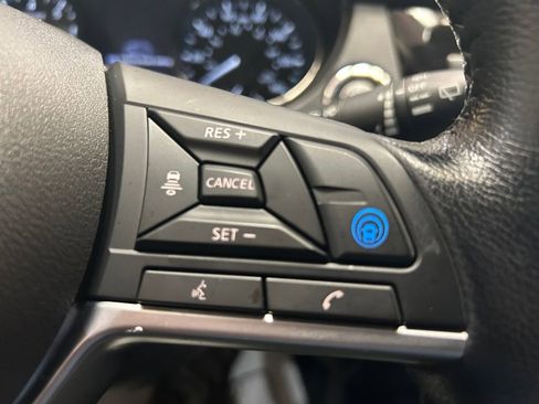 Used 2021 Nissan Rogue Sport SL w/ Premium Package image 18