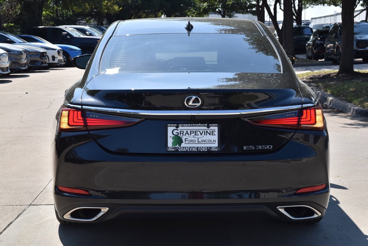 Used 2025 Lexus ES 350 w/ Premium Package FWD image 9