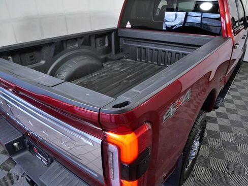 Certified 2025 Ford F250 Platinum w/ Platinum Plus Package AWD/4WD image 29