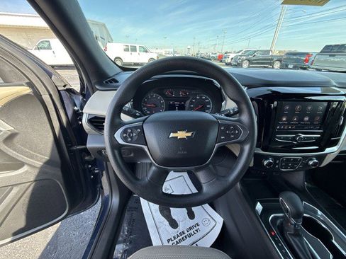 Certified 2022 Chevrolet Traverse LS image 11
