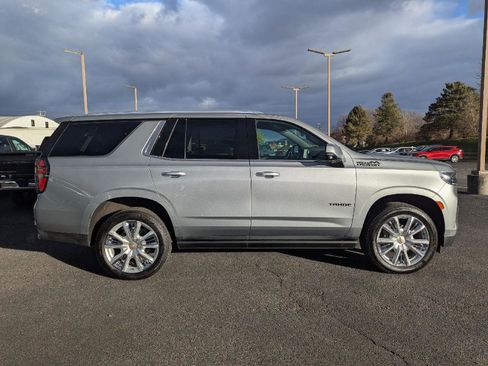 Used 2024 Chevrolet Tahoe High Country image 9