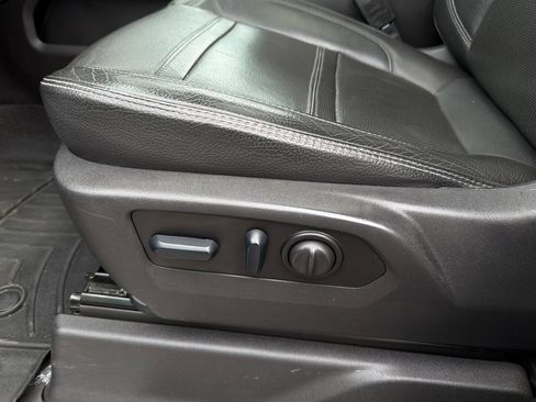 Used 2023 GMC Sierra 2500 Denali AWD/4WD image 12