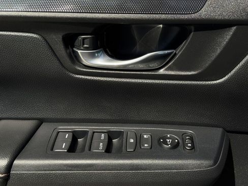 Used 2025 Honda CR-V Sport image 24
